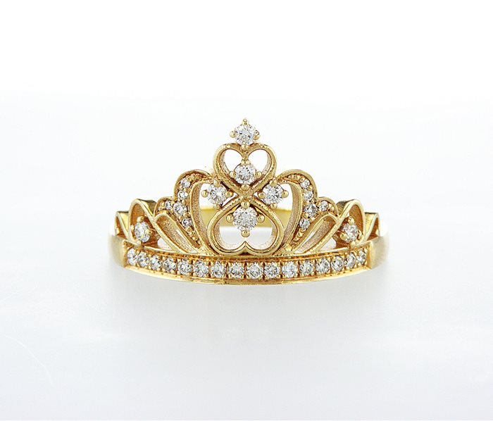 טבעת כתר משובצת יהלומים 