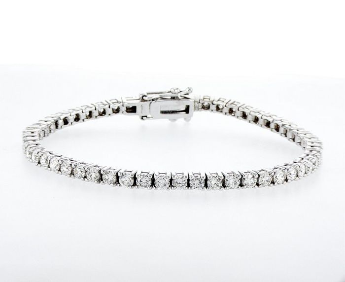 צמיד טניס יהלומים של 10 נקודות כל יהלום