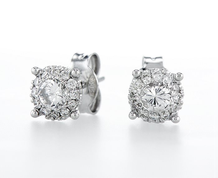 עגילי יהלומים צמודים לאוזן משובצים יהלומים מסביב