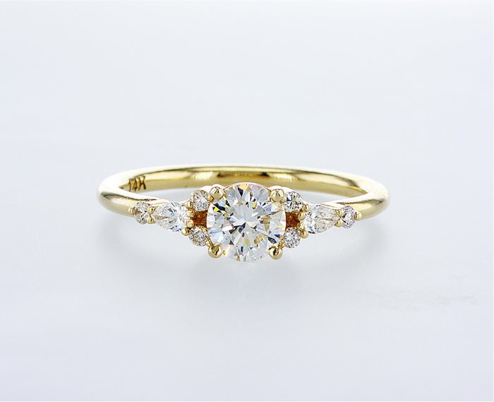 טבעת אירוסין מיוחדת ומלכותית