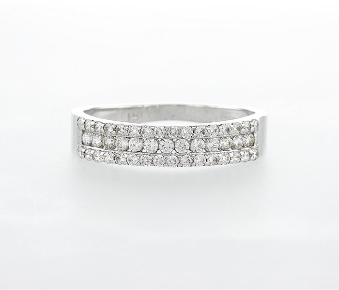 טבעת שורות אלגנטית